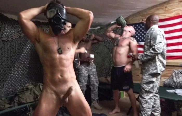 The Troops Came Ready To Party [HD 720p]